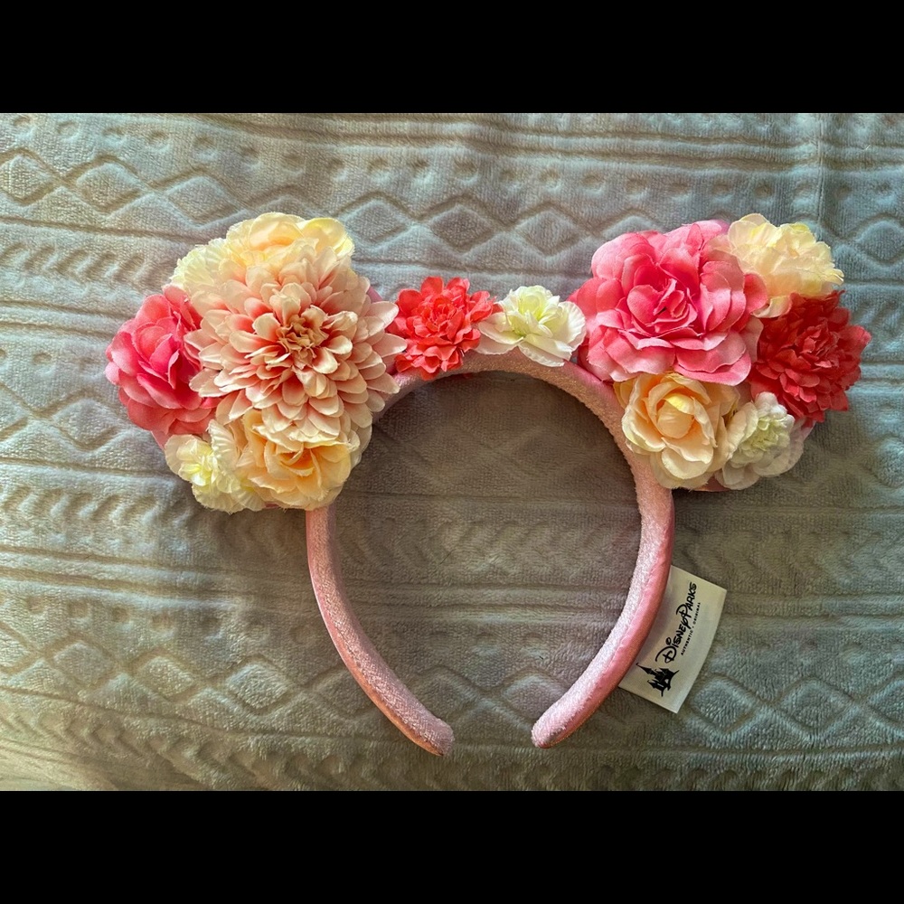 Disney floral ears 💕